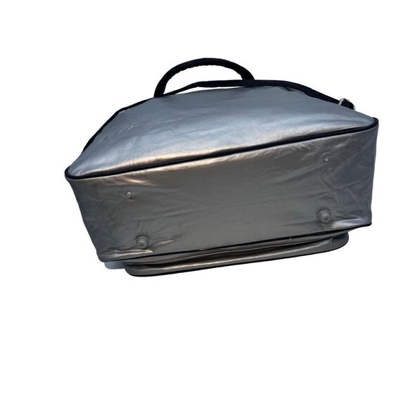 Wilson vintage silver bag with navy blue handle and shoulder strap - Picture 9 of 16